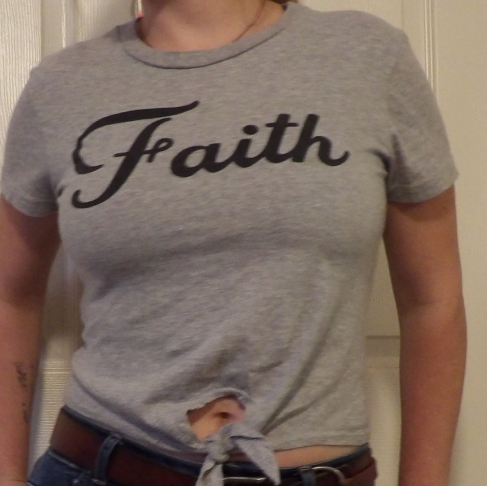 On fire FAITH tee